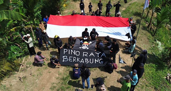 Petani Pino Raya Kibarkan Bendera One Piece di Hari Kemerdekaan, Simbol Duka dan Perlawanan