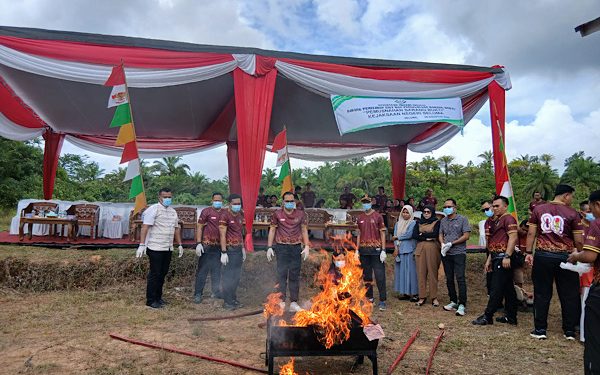 Kejari Seluma Musnahkan Barang Bukti 21 Perkara Pidana, Termasuk Narkotika dan Sajam