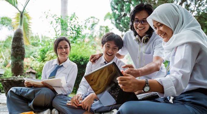 Jenjang Karier Bagus di Masa Depan, Ini 7 Jurusan Kuliah Paling Dicari oleh Siswa IPS