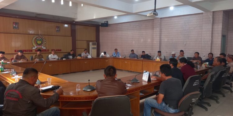 DPRD Bengkulu Selatan Digeruduk Massa, Suarakan Tuntutan Pembubaran hingga Kritik Anggaran