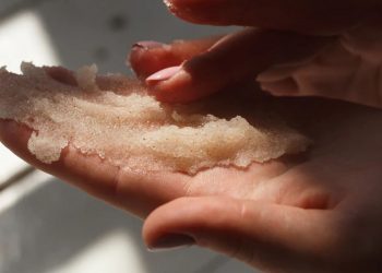 Mau Kulit Cerah Dalam Hitungan Hari? Gunakan Masker Garam dan Lemon, Dapatkan Segera Manfaatnya!