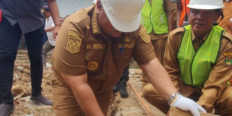 Rifai Tajuddin Tinjau Langsung Titik Nol Pembangunan Rehabilitasi SD di Bengkulu Selatan