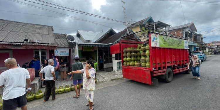 Pertamina Gelar Operasi Pasar Elpji 3 Kg di RL, Tambah 6.160 Tabung Pasokan
