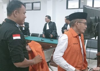 2 Terdakwa Korupsi Pemotongan Honor Satpol PP Rejang Lebong Dituntut 6,5 Tahun Penjara