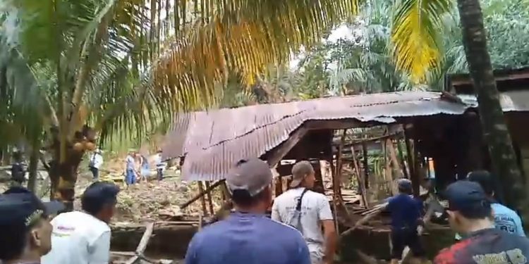 Disperkimhub Seluma Pastikan Perehaban Rumah Penderita Cacingan Rampung Dalam 2 Minggu