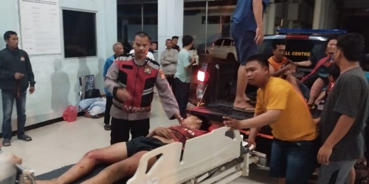 2 Pelajar Alami Patah Kaki, Terlibat Kecelakaan Mobil dan Motor di Seluma