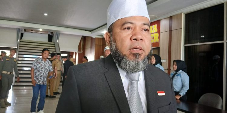 Gubernur Helmi Hasan Imbau Masyarakat Tak Ragu Laporkan Masalah MBG