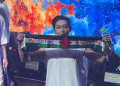 Momen Kevin Moon Artis Korea Angkat Banner Palestina di Konser The BOYZ ‘THE BLAZE’