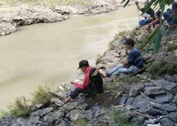 Tim SAR BPBD Perluas Pencarian Bocah Tenggelam di Sungai Musi, Paranormal Turut Turun Tangan