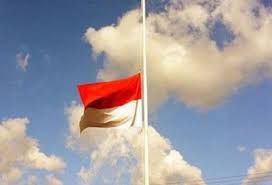 Peringatan G30S PKI: Ini Makna Kibarkan Bendera Setengah Tiang 30 September