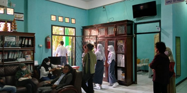 Didampingi Kuasa Hukum, 16 Siswa Diusir dari SMAN 5 Kota Bengkulu Tak Berhasil Temui Kepsek
