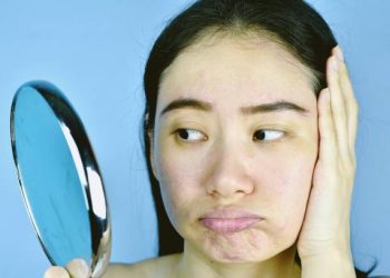 Kulit Kusam Bikin Percaya Diri Berkurang? Coba Atasi dengan 6 Langkah Tepat Urutan Skincare Ini, Cek!