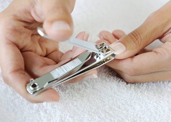 Mitos Potong Kuku di Malam Hari Bisa Datangkan Makhluk Halus, Benarkah? Cek Penjelasannya!