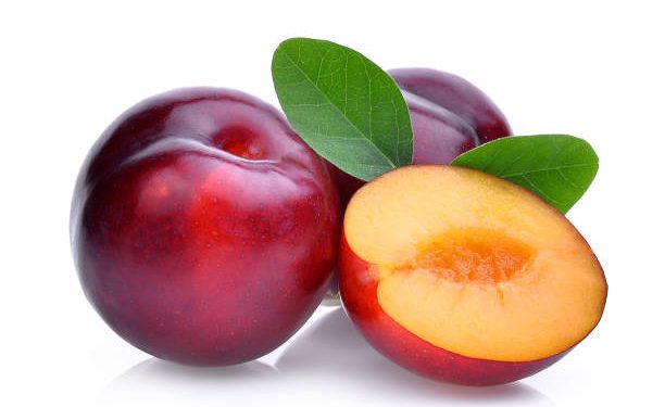 Baik untuk Kecantikan Kulit hingga Rambut, Ini Manfaat Tersembunyi yang Tersimpan dalam Buah Plum