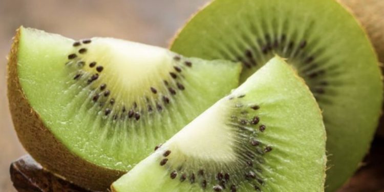Penting Diketahui! Efek Samping Konsumsi Buah Kiwi di Sini, Bisa Sebabkan Reaksi Alergi