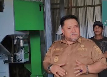 Tingkatkan Kualitas Produksi Beras Seginim, Pemkab BS Optimalkan dengan Pengoperasian Mesin Packaging