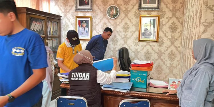 Usut Dugaan Korupsi Pasar Panorama, Kejari Bengkulu Lanjut Geledah Kantor Disperindag Kota Bengkulu