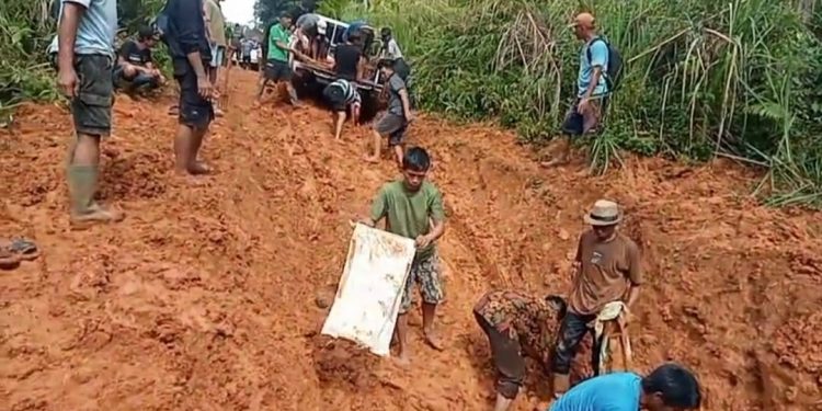 4 Desa di Seluma Utara Terancam Terisolir, Jalan Rusak Parah Akibat Hujan Deras