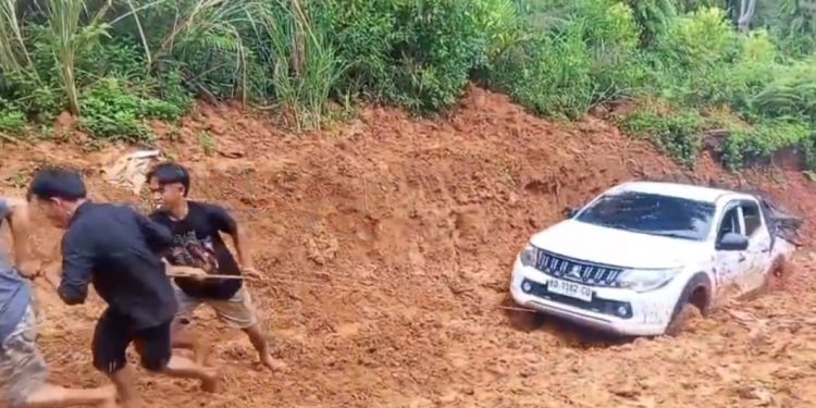 Warga Tiga Desa di Seluma Utara Harap Jalan Diperbaiki, Minta Pengoralan Segera Dilakukan