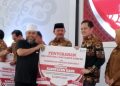 Pemprov Bagikan 102 Unit Truk dan Kontainer Sampah ke Kabupaten/Kota Bengkulu