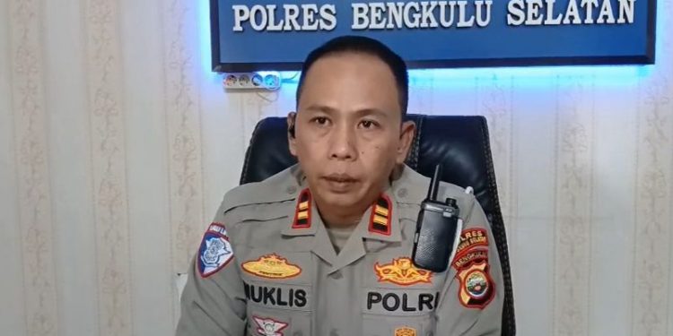 Kampanye Tertib Lalu Lintas, Satlantas Bengkulu Selatan Imbau Tidak Merokok Saat Berkendara