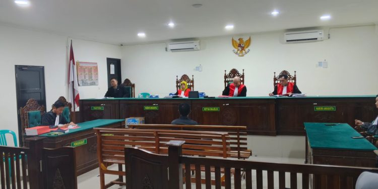 Gunakan Dana Desa untuk Judol, Eks Kades Air Pesi Dituntut 3 Tahun Penjara