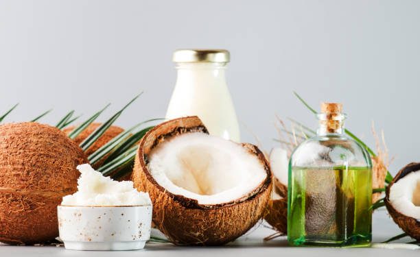 Rawat Kecantikan Kulit Wajah dengan Skincare Alami Minyak Kelapa, Begini Caranya!