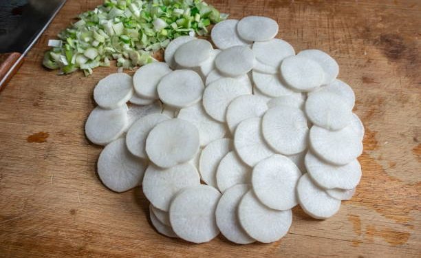 Mengonsumsi Lobak Ternyata dapat Menjaga Imun Tubuh, Cek Manfaat Lainnya Disini!