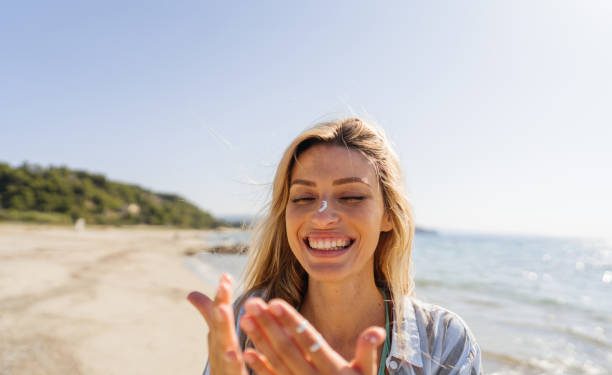 Tak Hanya Dimata! Cek Sederet Bahaya Sinar UV bagi Kesehatan Kulit, Salah Satunya Sebabkan Sunbrun