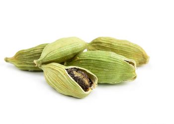 Cakap Atasi Demam hingga Panas Dalam, Ini Manfaat Air Rebusan Kapulaga Sebagai Obat Herbal