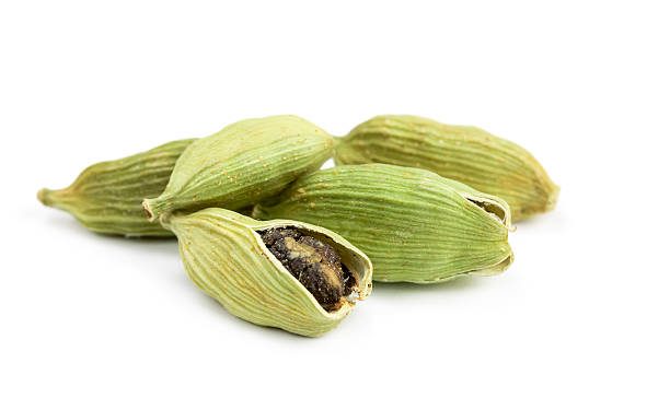 Cakap Atasi Demam hingga Panas Dalam, Ini Manfaat Air Rebusan Kapulaga Sebagai Obat Herbal