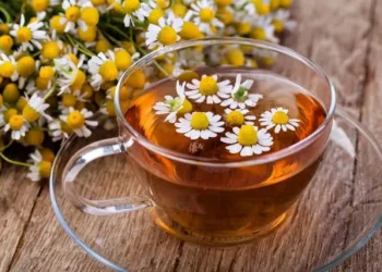 Taukah Kamu? Teh Chamomile Menyimpan Khasiat Istimewa untuk Kecantikan Wajah, Cek!