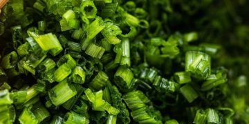 Cek di Sini! Efek Samping Makan Daun Bawang Berlebihan, Bisa Terkena Alergi