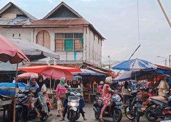 Dinilai Semrawut, Bupati Beri Peringatan Keras Pengelola Pasar Ampera Bengkulu Selatan