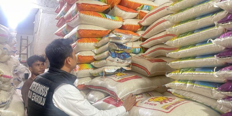 Jelang Nataru, Harga Beras di Bengkulu Terkendali dan Stabil