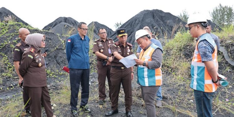 Kajati Bengkulu Tinjau Stockfile dan Workshop Milik Bebby Hussy, Pastikan Barang Sitaan Aman