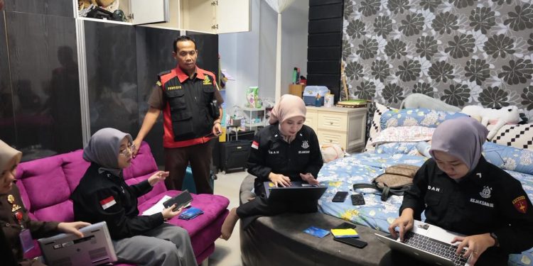 Rumah Pengacara Tersangka Kasus Lahan Tol Digeledah, Kejati Bengkulu Sita Dokumen, Kwitansi dan Alat Elektronik