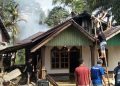 Rumah Warga Terbakar di Argamakmur, Diduga Akibat Konsleting Listrik