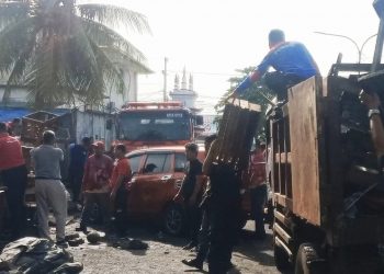 Pasca Penertiban, Pemkot Bengkulu Bersihkan Kawasan Jalan KZ Abidin