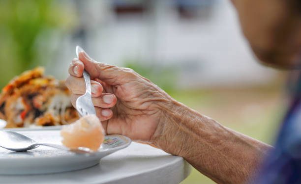 Inilah 5 Tips Hidup Sehat untuk Lansia, Salah Satunya Istirahat yang Cukup