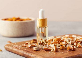 Minyak Almond Tawarkan 5 Khasiat untuk Dunia Kecantikan, Bikin Kulit Terlindungi dari Sinar UV