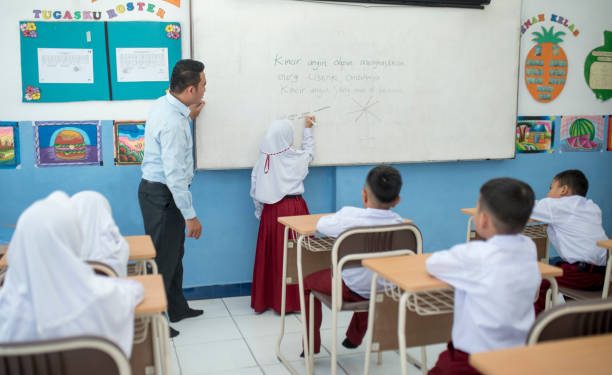 Selamat Hari Guru Nasional 2025: Ini Tema dan Makna Logo yang Tersimpan