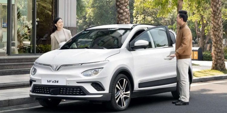 WOW, Ada Promo Akhir Tahun 2025 Mobil VinFast VF e34, Segini Harganya!