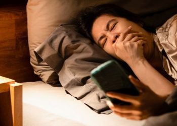 Ini Efek Samping Tidur Lampu Menyala, Cek Rincinya di Sini, Bisa Sebabkan Lelah Berlebihan