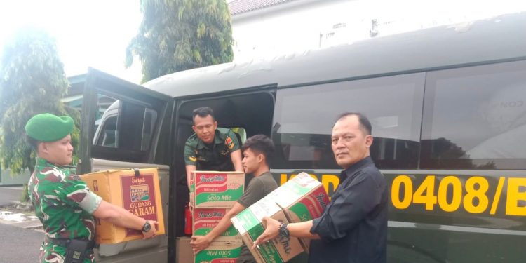 Ada Mie hingga Beras, Kodim 0408 Bengkulu Selatan Salurkan Bantuan Kemanusiaan untuk Korban Banjir Sumatera