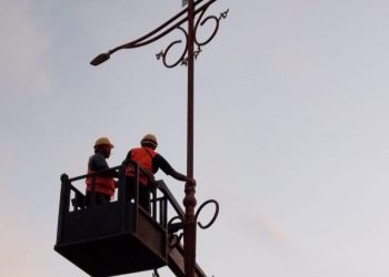 Jelang MTQ ke-37 Tahun 2026, Disperkimhub Seluma Benahi PJU di Sejumlah Titik Kota Tais