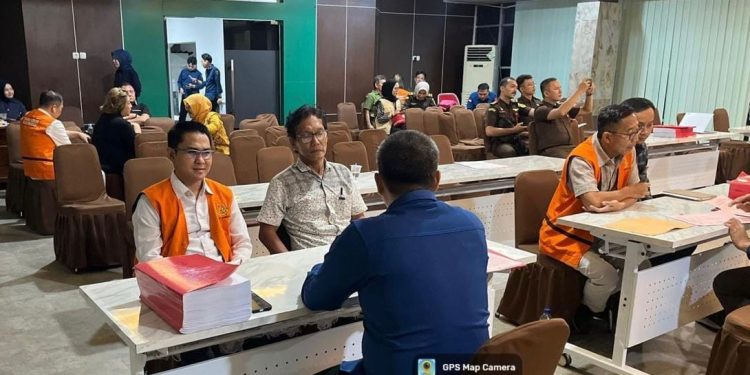 Kejati Bengkulu Limpahkan Berkas dan Tersangka Kasus Dugaan Korupsi Tol Bengkulu ke JPU