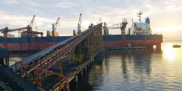 Kolam Pelabuhan Pulau Baai Dangkal, Kapal Besar Terancam Gagal Sandar