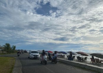 Pantai Pasar Bawah Jadi Satu-satunya Penopang PAD Sektor Wisata Bengkulu Selatan