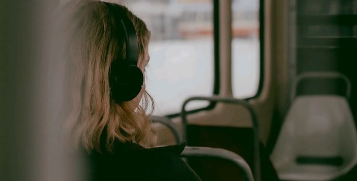 Penyuka Musik Mellow Perlu Tahu Ini! Cek Ciri Kepribadian di Sini